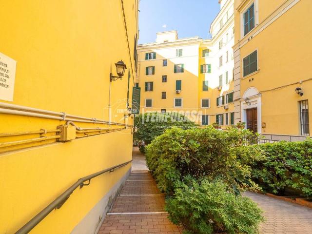 Appartamento in vendita a Roma RM