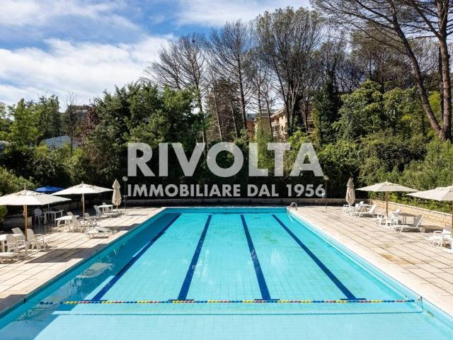 Appartamento in vendita a Roma RM