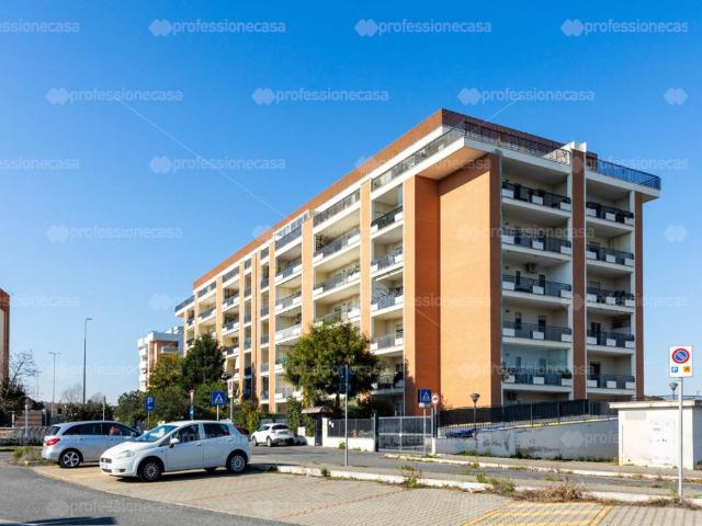 Appartamento in vendita a Roma RM