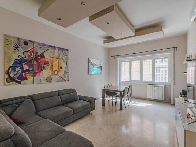 Appartamento in vendita a Roma RM