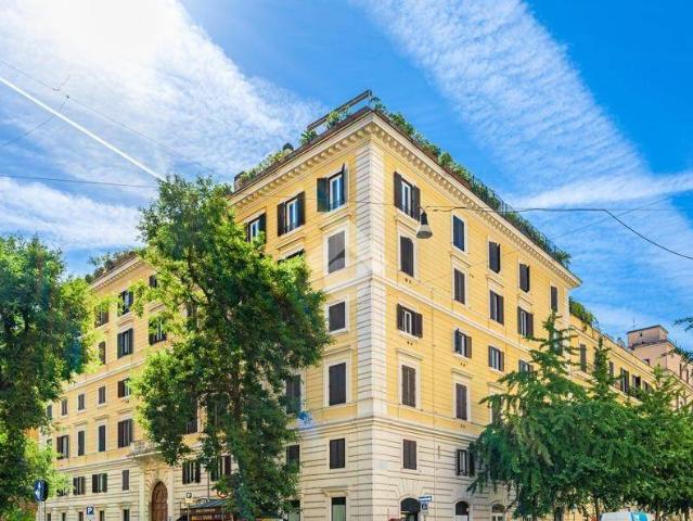 Appartamento in vendita a Roma RM