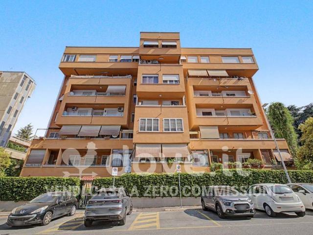 Appartamento in vendita a Roma RM