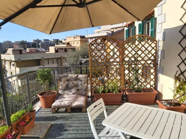 Appartamento in vendita a Roma RM