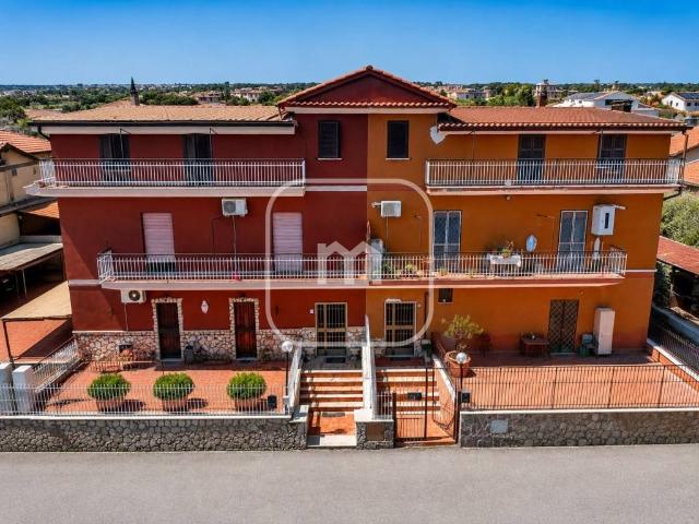 Appartamento in vendita a Roma RM