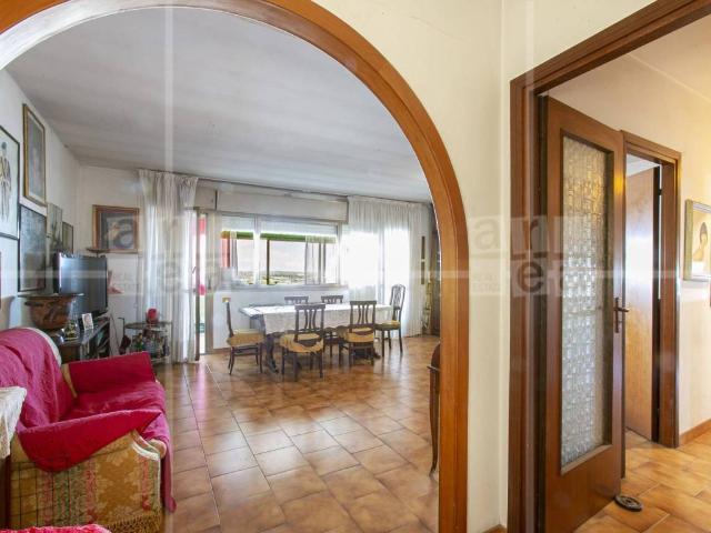 Appartamento in vendita a Roma RM