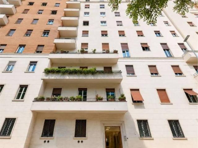Appartamento in vendita a Roma RM