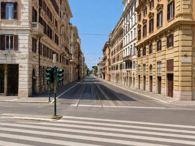 Appartamento in vendita a Roma RM