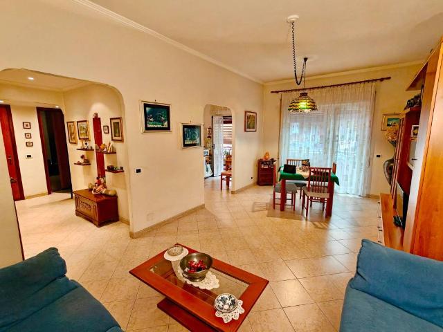 Appartamento in vendita a Roma RM