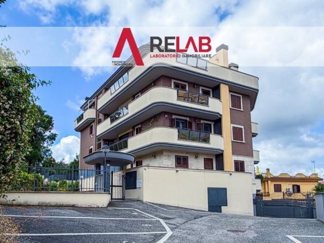 Appartamento in vendita a Roma RM
