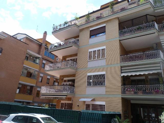 Appartamento in vendita a Roma RM
