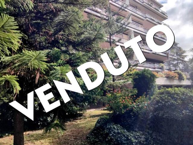 Appartamento in vendita a Roma RM