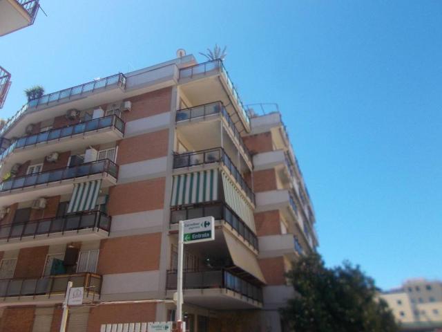 Appartamento in vendita a Roma RM