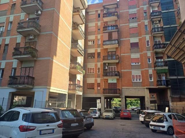Appartamento in vendita a Roma RM