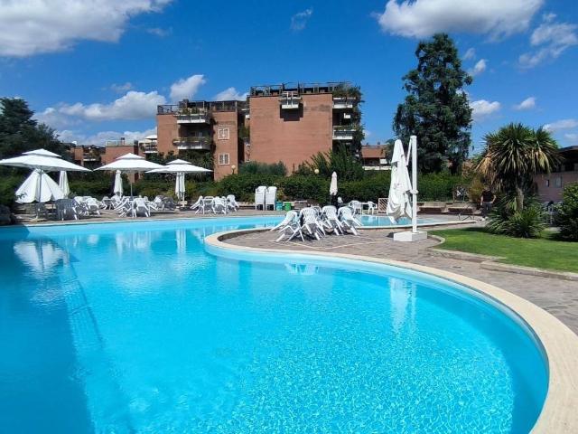 Appartamento in vendita a Roma RM