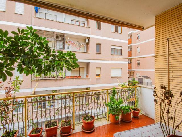 Appartamento in vendita a Roma RM