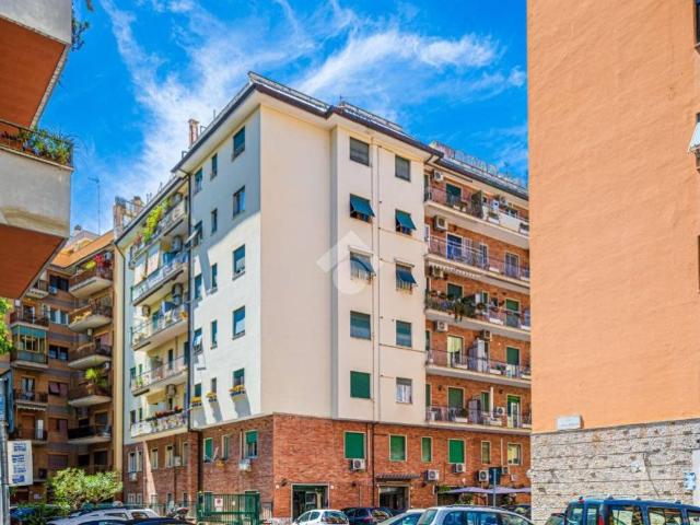 Appartamento in vendita a Roma RM
