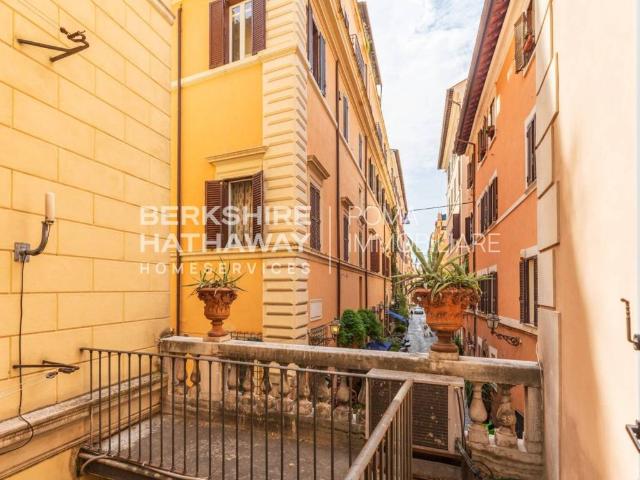 Appartamento in vendita a Roma RM