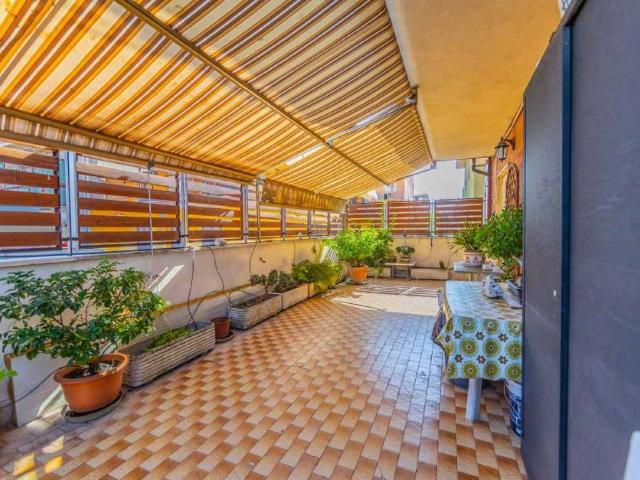 Appartamento in vendita a Roma RM