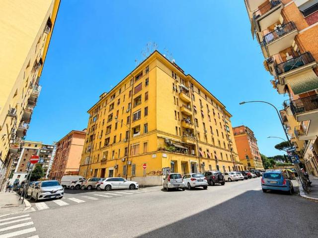 Appartamento in vendita a Roma RM