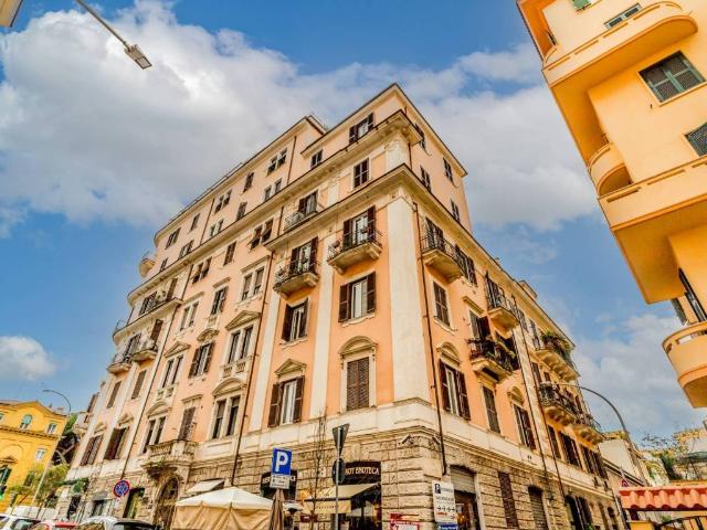 Appartamento in vendita a Roma RM