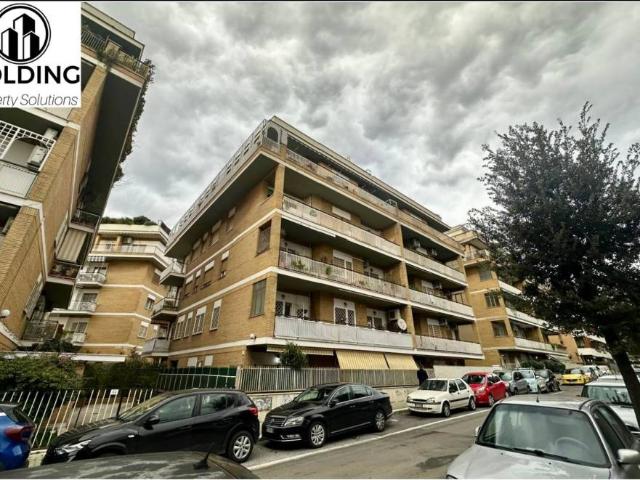 Appartamento in vendita a Roma RM