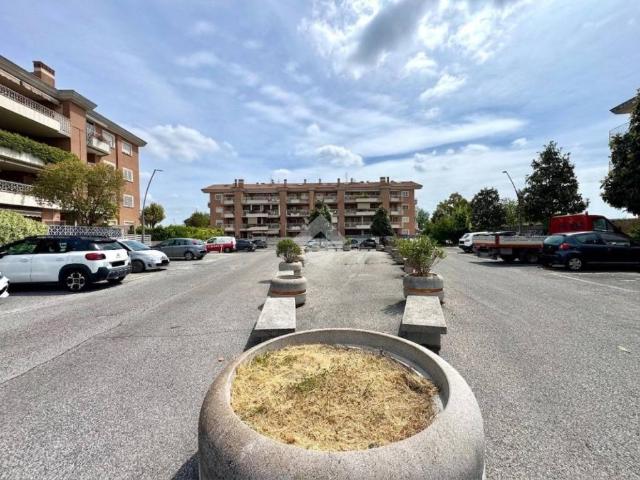 Appartamento in vendita a Roma, Vallerano