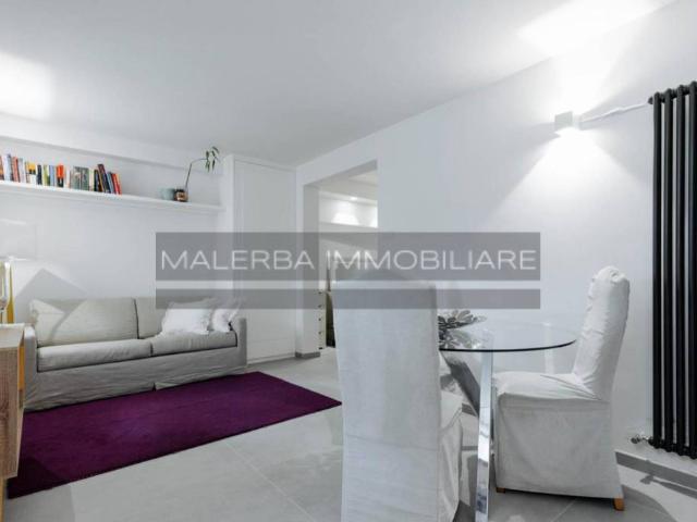 Appartamento in vendita a Roma via Monterone, Pantheon