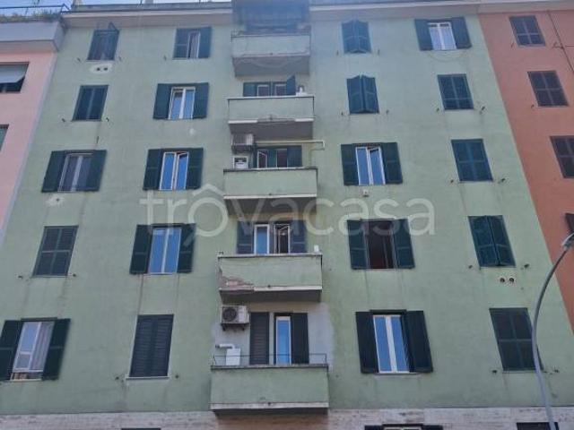 Appartamento in vendita a Roma via Camilla, Furio Camillo
