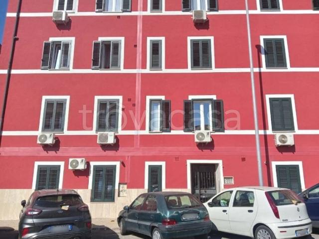 Appartamento in vendita a Roma via dei Pini, 14, Centocelle