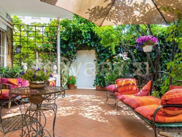 Appartamento in vendita a Roma via del Casaletto, Colli Portuensi Casaletto