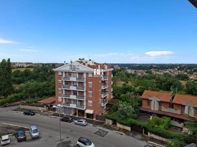 Appartamento in vendita a Roma via della Riserva Grande, Casalotti
