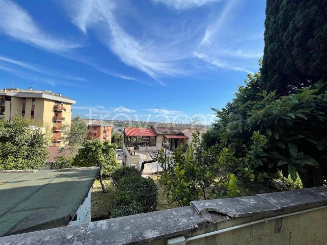 Appartamento in vendita a Roma via fulda, 49, Trullo Colle del Sole
