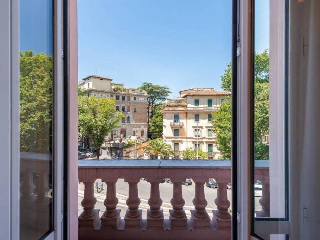 Appartamento in vendita a Roma via Guido d'Arezzo, Pinciano Villa Ada