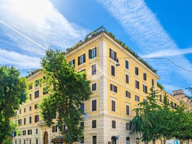 Appartamento in vendita a Roma via Germanico, 197, Prati