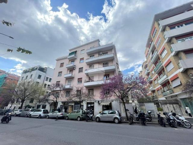 Appartamento in vendita a Roma via Giacinto Carini, Monteverde Vecchio