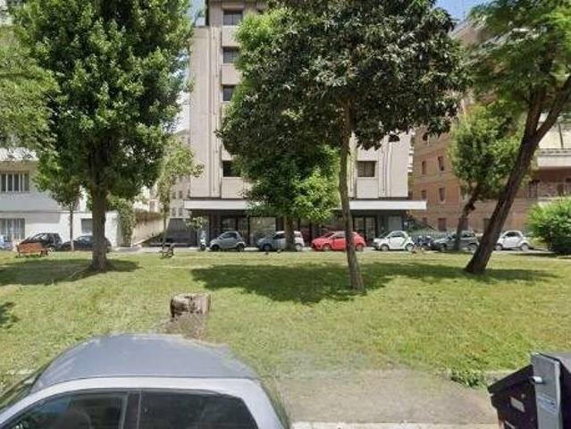 Appartamento in vendita a Roma via Lisbona, 12, Pinciano Villa Ada