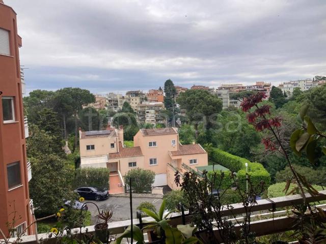 Appartamento in vendita a Roma via Pieve di Cadore, 25, Camilluccia Farnesina
