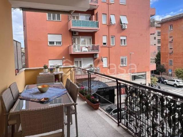Appartamento in vendita a Roma via Ruggero Leoncavallo, Africano Villa Chigi