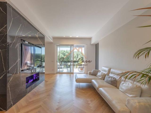 Appartamento in vendita a Roma via Raffaele Battistini, Colli Portuensi Casaletto