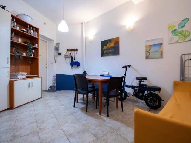 Appartamento in vendita a Roma via Re Tancredi, Bologna