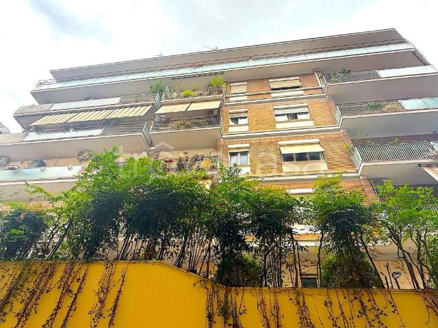 Appartamento in vendita a Roma via Simone Simoni, Cipro