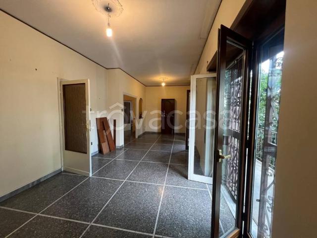 Appartamento in vendita a Roma via Tullio Levi Civita, San Paolo