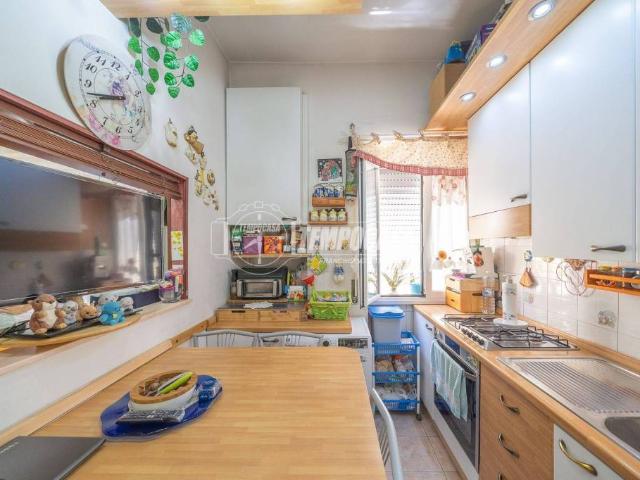 Appartamento in vendita a Roma via Tuscolana, 695, Quadraro