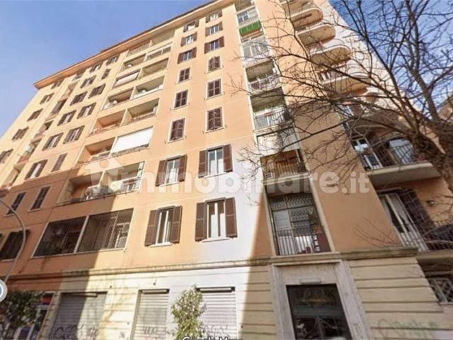 Appartamento in vendita a Roma via Vetulonia, 59, San Giovanni