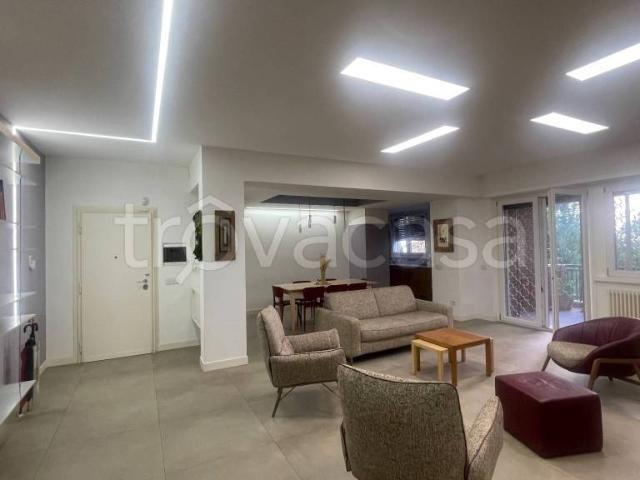 Appartamento in vendita a Roma viale Cesare Pavese, 356, Fonte Ostiense