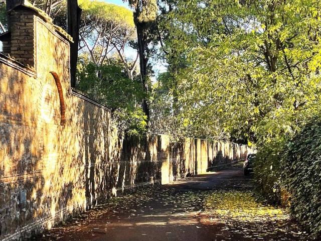 Appartamento in vendita a Roma viale di Porta Ardeatina, San Saba Caracalla