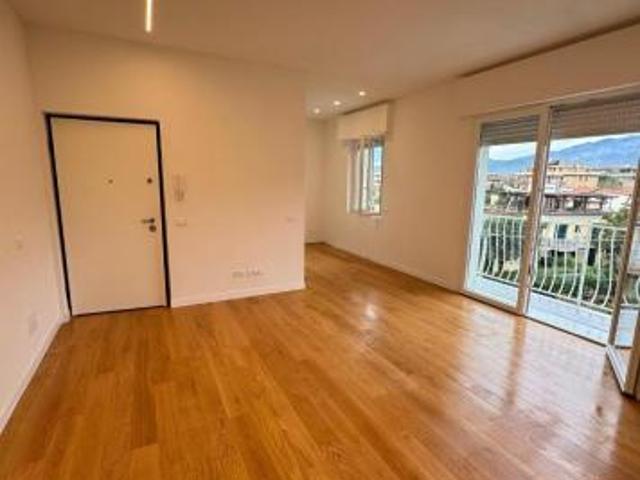 Appartamento in vendita a Ronchi Massa 75 mq Rif: 1319118
