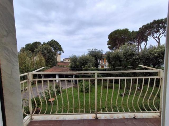 Appartamento in vendita a Ronchi Massa 83 mq Rif: 1407584
