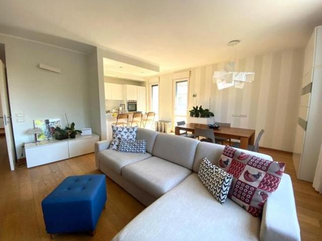 Appartamento in vendita a Ronchi Massa 107 mq Rif: 1364205