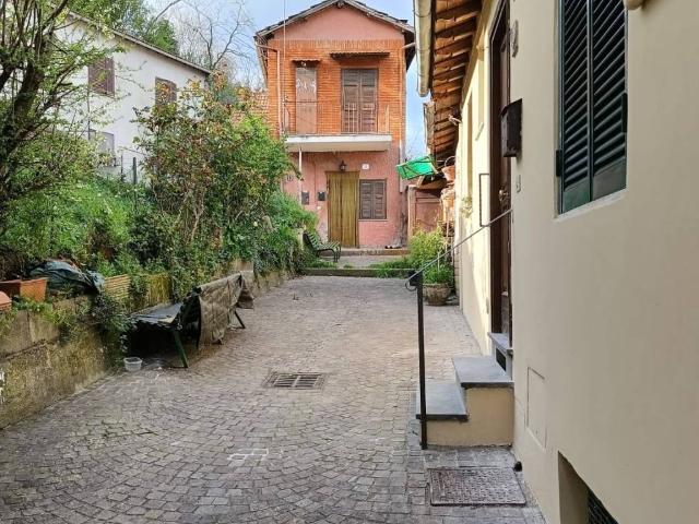 Appartamento in vendita a Ronciglione VT